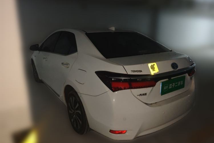 Used Toyota Corolla 2016 Dual-Engine 1.8L E-CVT Elite Edition Rear Left 45 Deg