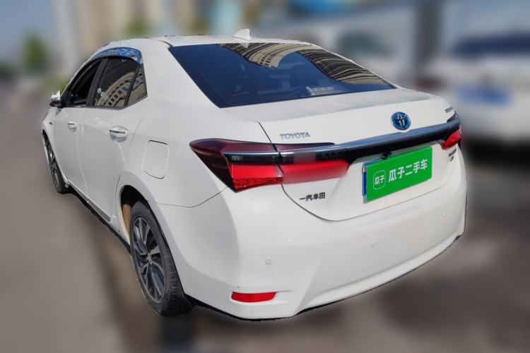Used Toyota Corolla 2016 Dual-Engine 1.8L E-CVT Elite Edition Rear Left 45 Deg