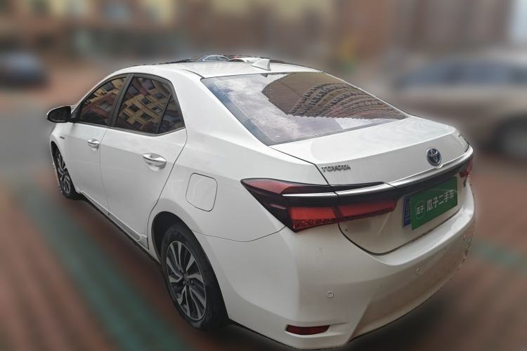 Used Toyota Corolla 2016 Dual-Engine 1.8L E-CVT Luxury Edition Rear Left 45 Deg