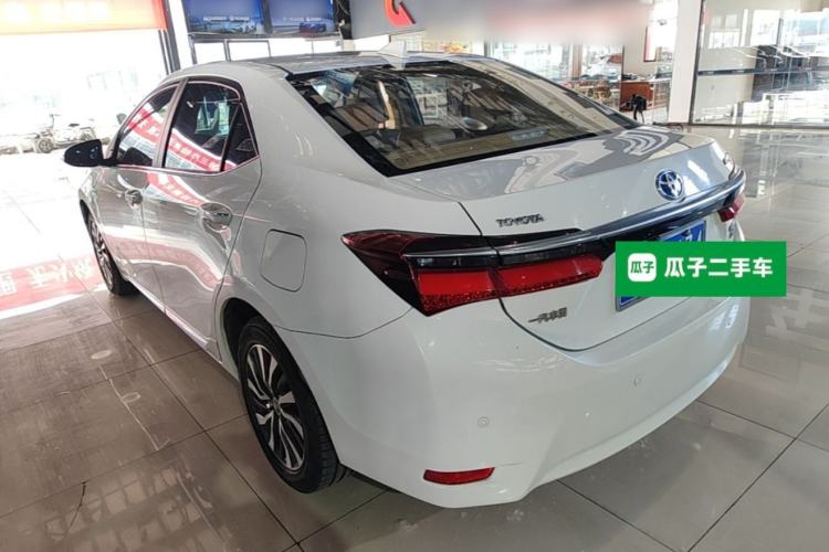 Used Toyota Corolla 2016 Dual-Engine 1.8L E-CVT Elite Edition Rear Left 45 Deg