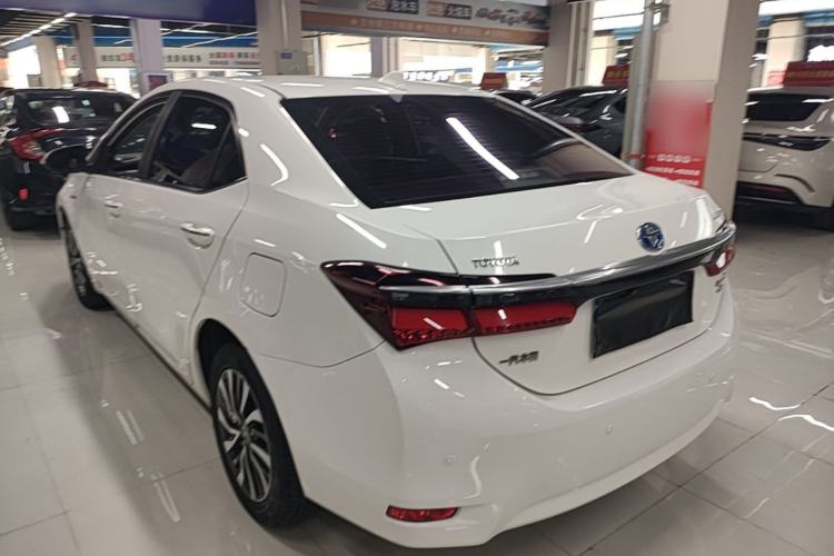Used Toyota Corolla 2016 Dual-Engine 1.8L E-CVT Elite Edition Rear Left 45 Deg