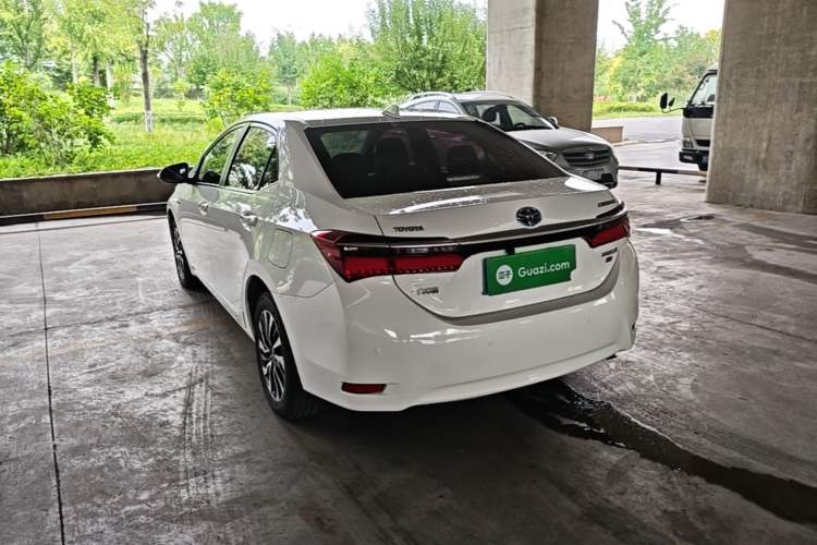 Used Toyota Corolla 2016 Dual-Engine 1.8L E-CVT Elite Edition Rear Left 45 Deg
