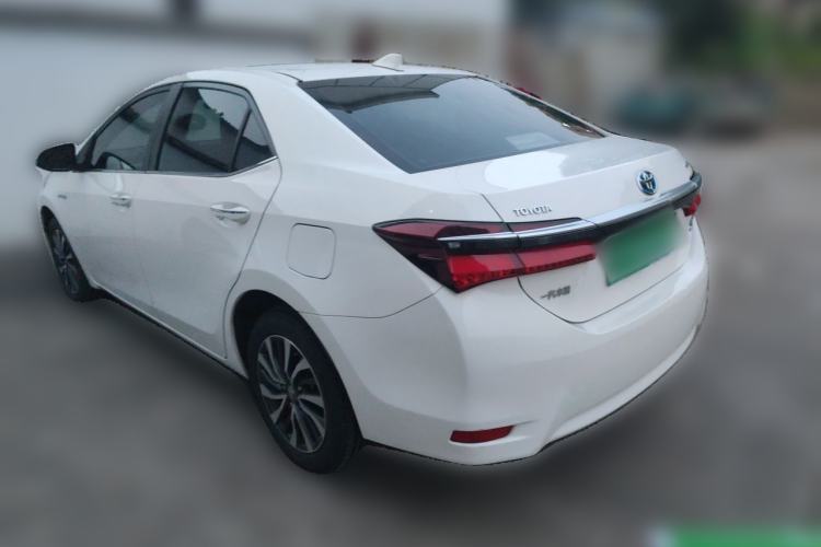 Used Toyota Corolla 2016 Dual-Engine 1.8L E-CVT Leading Edition Rear Left 45 Deg