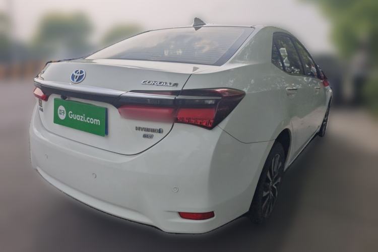 Used Toyota Corolla 2016 Dual-Engine 1.8L E-CVT Leading Edition Rear Right 45 Deg