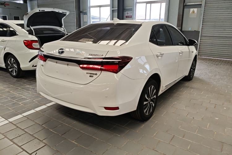 Used Toyota Corolla 2016 Dual-Engine 1.8L E-CVT Elite Edition Rear Right 45 Deg