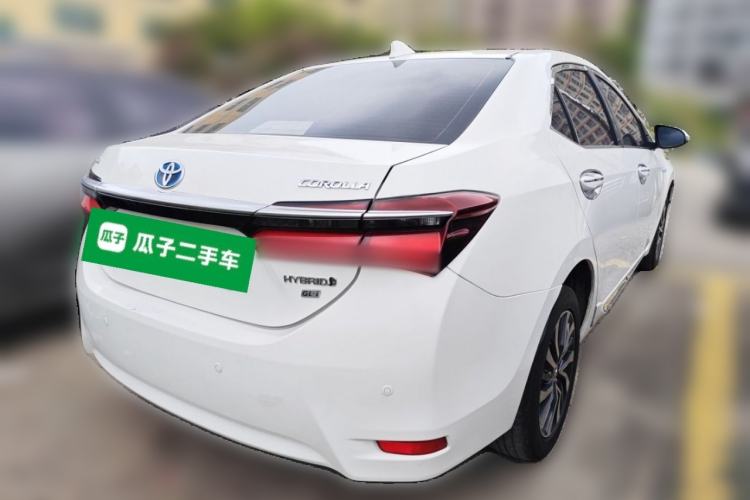 Used Toyota Corolla 2016 Dual-Engine 1.8L E-CVT Leading Edition Rear Right 45 Deg