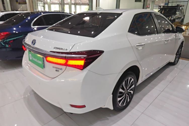 Used Toyota Corolla 2016 Dual-Engine 1.8L E-CVT Elite Edition Rear Right 45 Deg