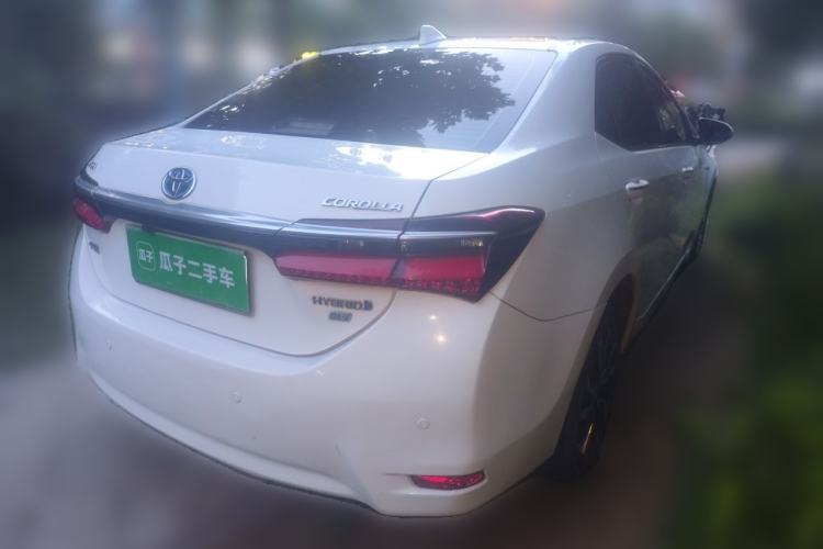 Used Toyota Corolla 2016 Dual-Engine 1.8L E-CVT Elite Edition Rear Right 45 Deg