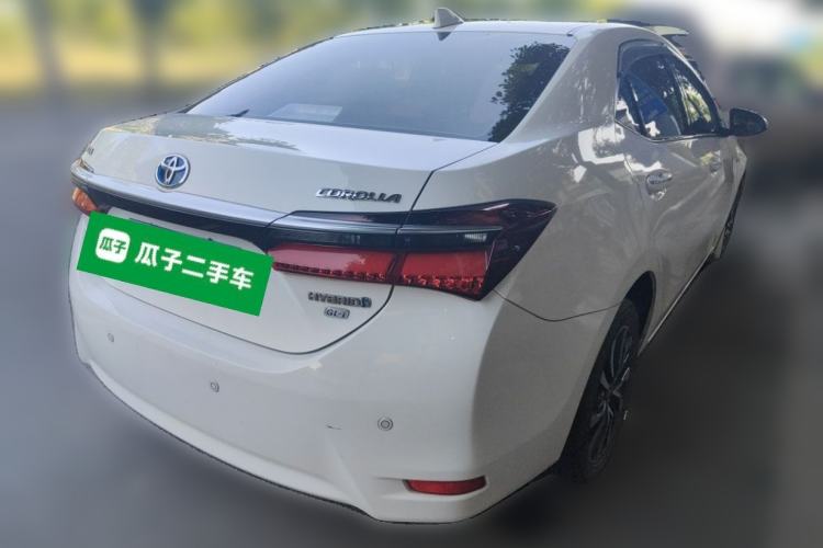 Used Toyota Corolla 2016 Dual-Engine 1.8L E-CVT Elite Edition Rear Right 45 Deg