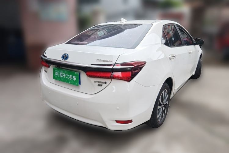 Used Toyota Corolla 2016 Dual-Engine 1.8L E-CVT Elite Edition Rear Right 45 Deg