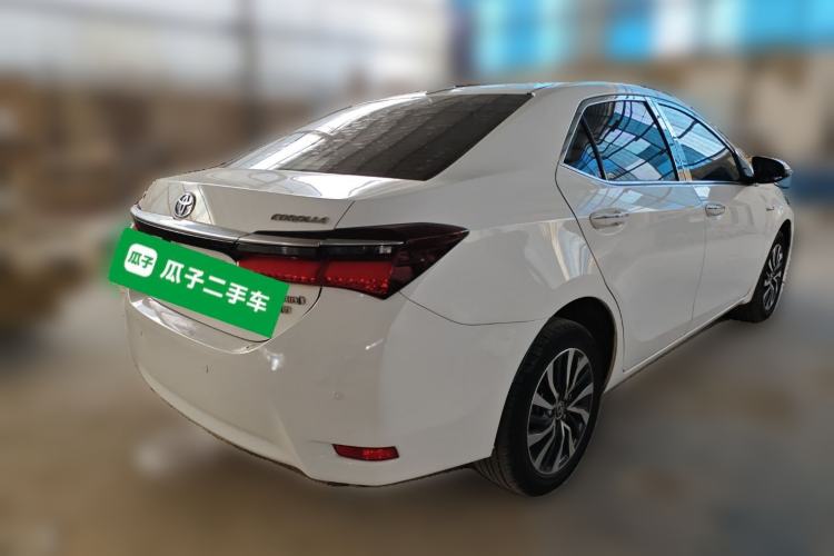 Used Toyota Corolla 2016 Dual-Engine 1.8L E-CVT Leading Edition Rear Right 45 Deg