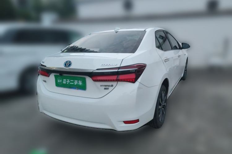 Used Toyota Corolla 2016 Dual-Engine 1.8L E-CVT Leading Edition Rear Right 45 Deg
