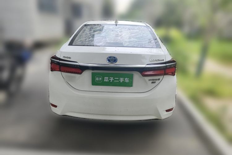 Used Toyota Corolla 2016 Dual-Engine 1.8L E-CVT Luxury Edition Rear