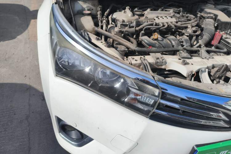 Used Toyota Corolla 2016 1.6L CVT GL-i Cool Edition Right Front Headlight
