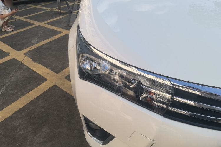 Used Toyota Corolla 2016 1.6L CVT GL-i Cool Edition Right Front Headlight