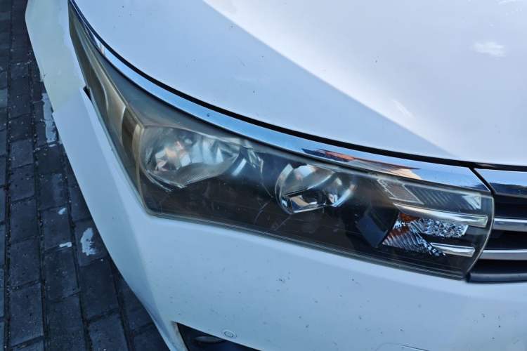 Used Toyota Corolla 2016 1.6L CVT GL-i Cool Edition Right Front Headlight