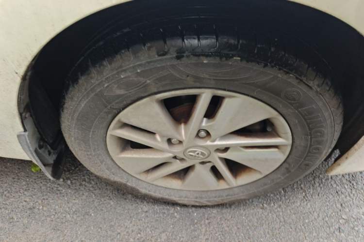 Used Toyota Corolla 2016 1.6L Manual GL-i Cool Edition Right Front Wheel Hub