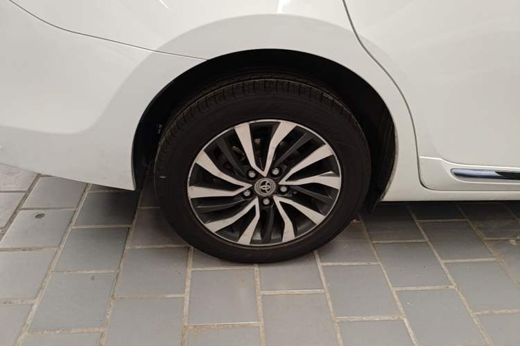 Used Toyota Corolla 2016 Dual-Engine 1.8L E-CVT Elite Edition Right Rear Wheel Hub