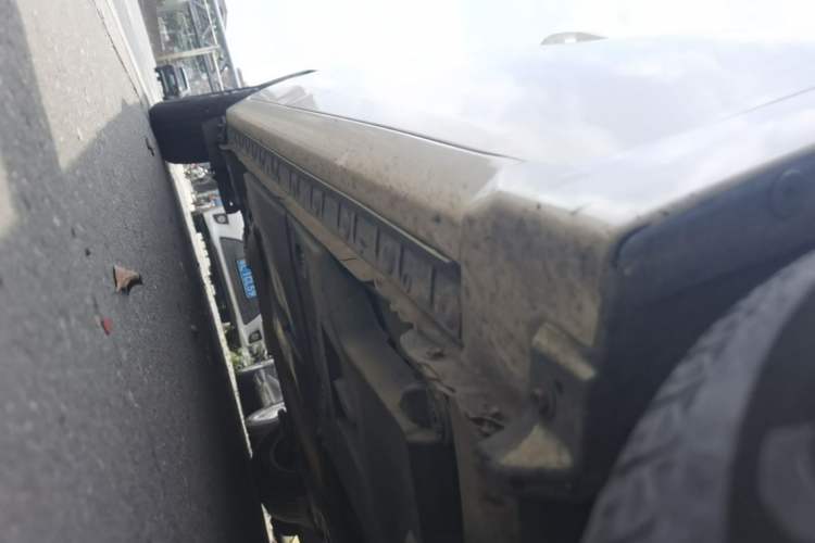Used Toyota Corolla 2016 Dual-Engine 1.8L E-CVT Leading Edition Right Side Sill