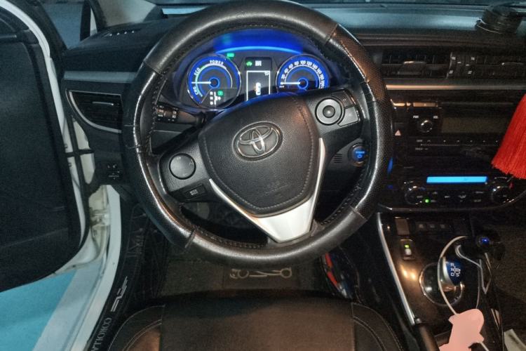 Used Toyota Corolla 2016 Dual-Engine 1.8L E-CVT Elite Edition Steering Wheel