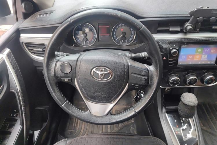 Used Toyota Corolla 2016 1.6L CVT GL-i Cool Edition Steering Wheel