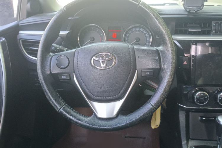 Used Toyota Corolla 2016 1.6L CVT GL-i Cool Edition Steering Wheel
