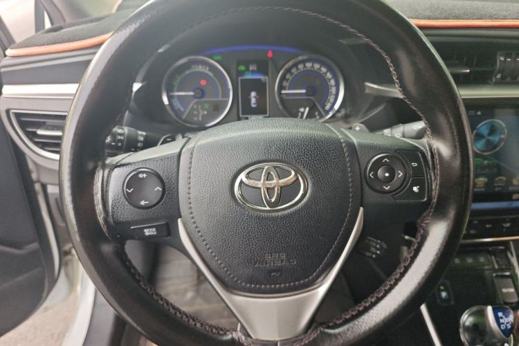 Used Toyota Corolla 2016 Dual-Engine 1.8L E-CVT Leading Edition Steering Wheel