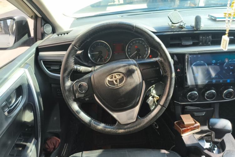 Used Toyota Corolla 2016 1.6L CVT GL-i Cool Edition Steering Wheel