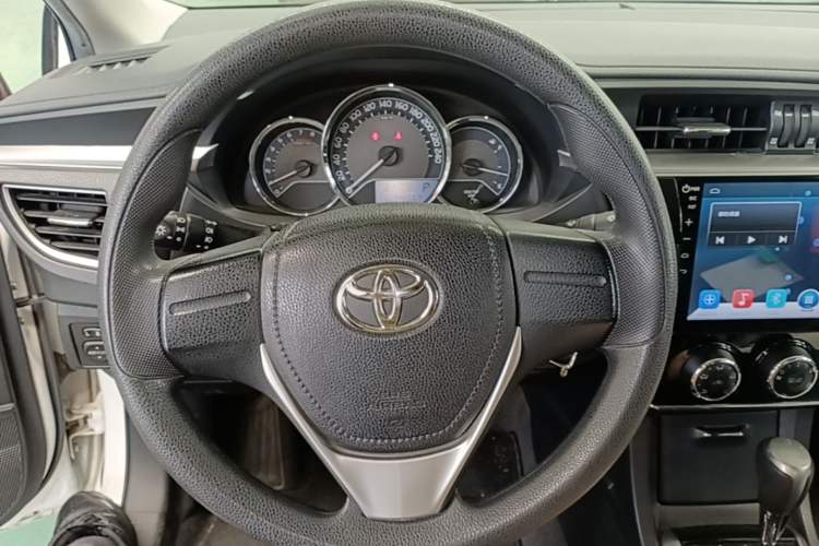 Used Toyota Corolla 2016 1.6L CVT GL-i Cool Edition Steering Wheel
