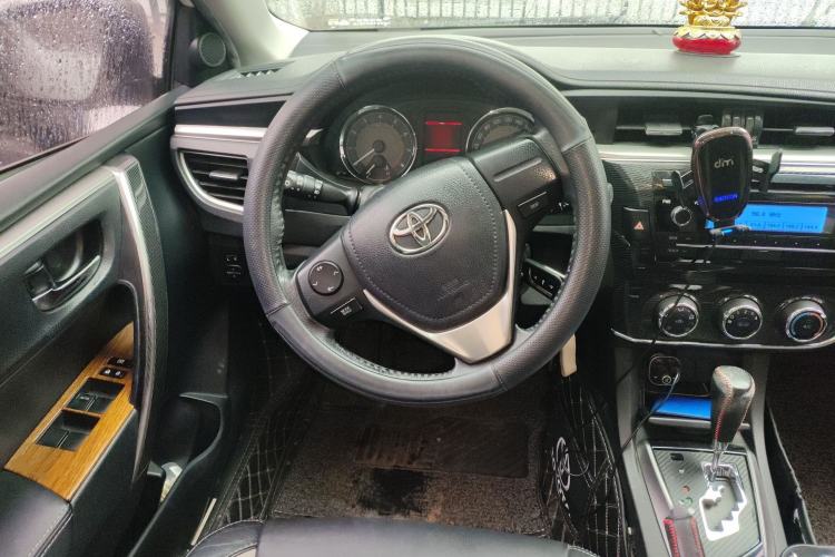 Used Toyota Corolla 2016 1.6L CVT GL-i Cool Edition Steering Wheel