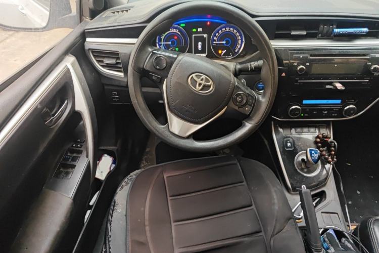 Used Toyota Corolla 2016 Dual-Engine 1.8L E-CVT Pioneer Edition Steering Wheel