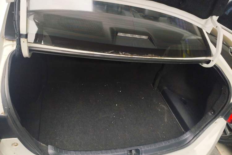 Used Toyota Corolla 2016 Dual-Engine 1.8L E-CVT Elite Edition Trunk