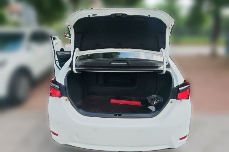 Used Toyota Corolla 2016 Dual-Engine 1.8L E-CVT Pioneer Edition Trunk