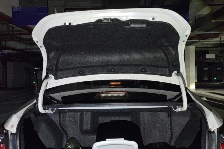 Used Toyota Corolla 2016 Dual-Engine 1.8L E-CVT Leading Edition Trunk