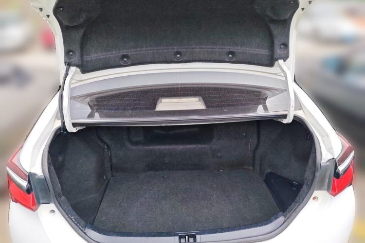 Used Toyota Corolla 2016 Dual-Engine 1.8L E-CVT Leading Edition Trunk