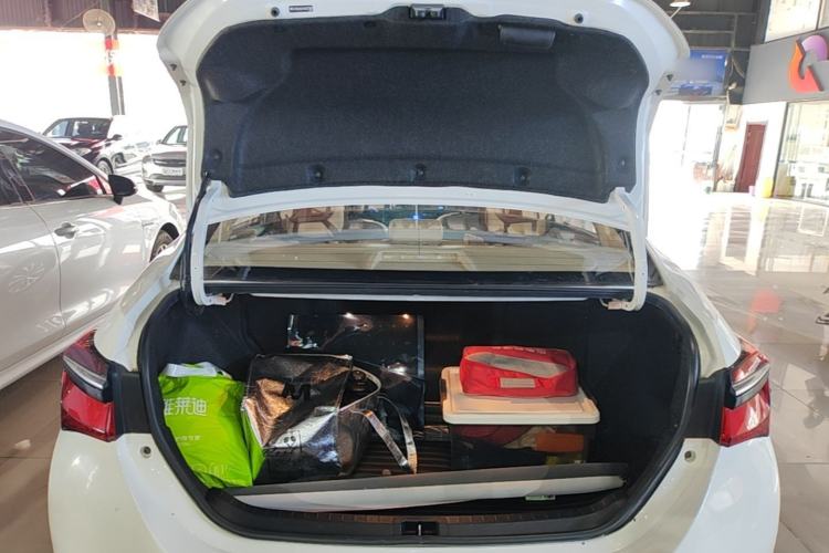 Used Toyota Corolla 2016 Dual-Engine 1.8L E-CVT Elite Edition Trunk