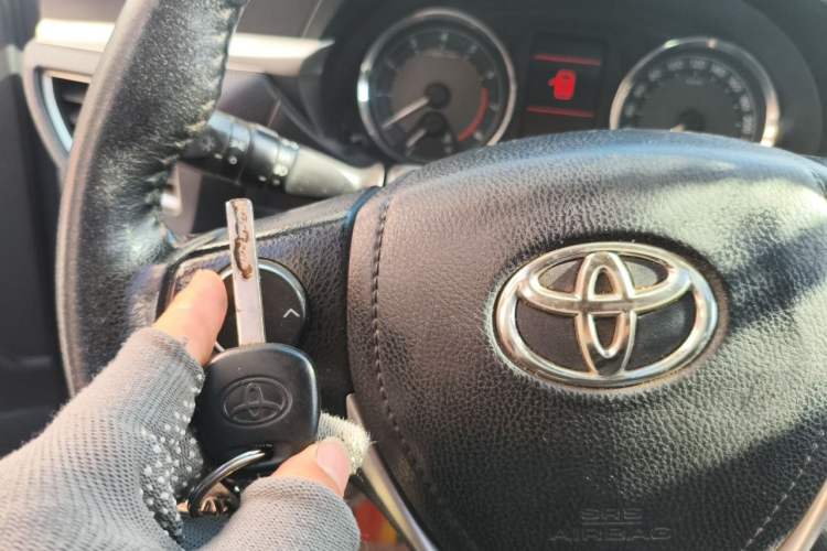 Used Toyota Corolla 2016 1.6L CVT GL-i Cool Edition Vehicle Key