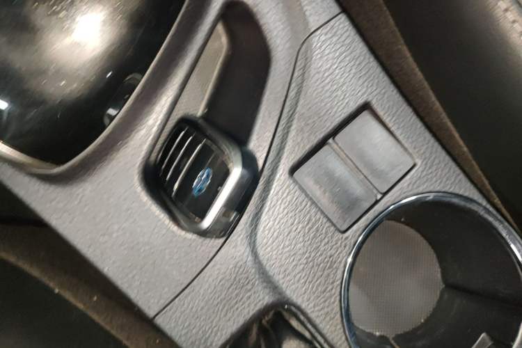 Used Toyota Corolla 2016 Dual-Engine 1.8L E-CVT Elite Edition Vehicle Key