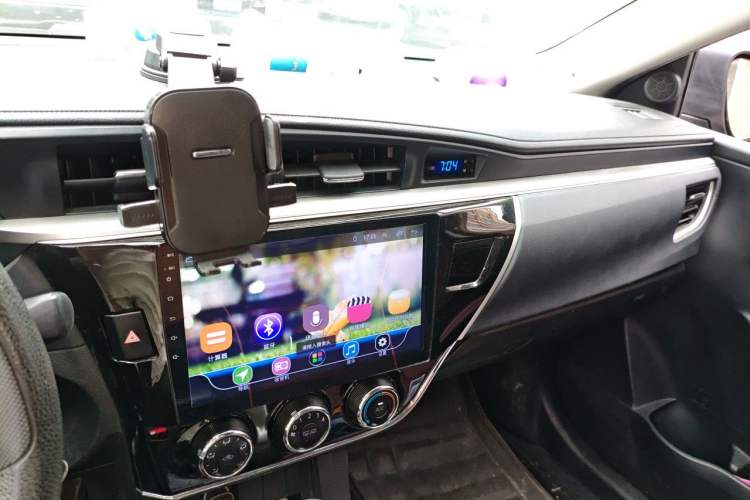 Used Toyota Corolla 2017 1.6L CVT GL Audio And AC Panel
