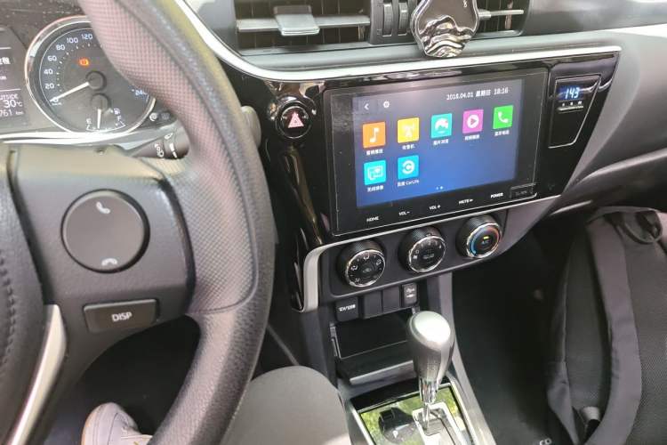 Used Toyota Corolla 2017 Revised Version 1.2T S-CVT GL-i Audio And AC Panel