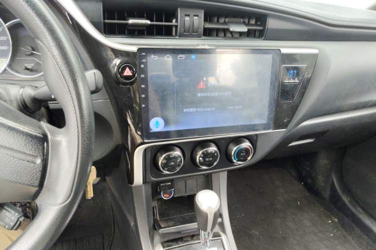 Used Toyota Corolla 2017 Revised Version 1.2T S-CVT GL Audio And AC Panel