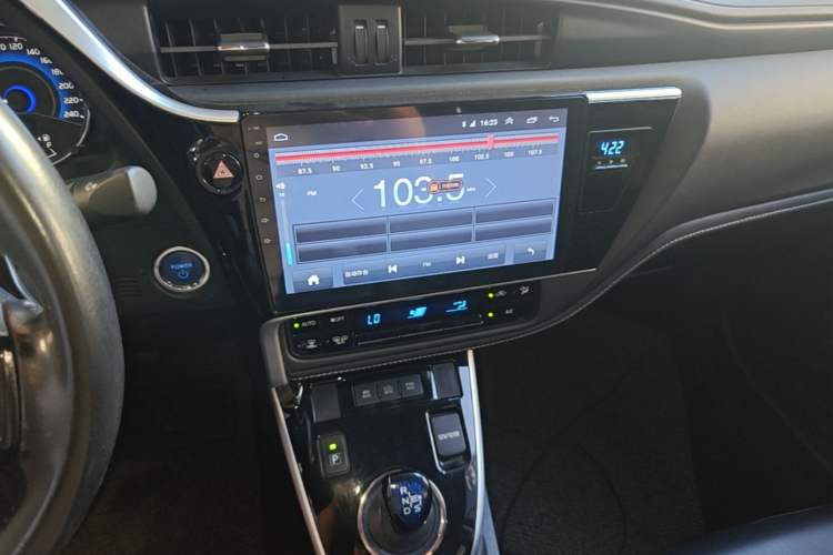 Used Toyota Corolla 2017 Revised Dual-Engine 1.8L E-CVT Elite Edition Audio And AC Panel
