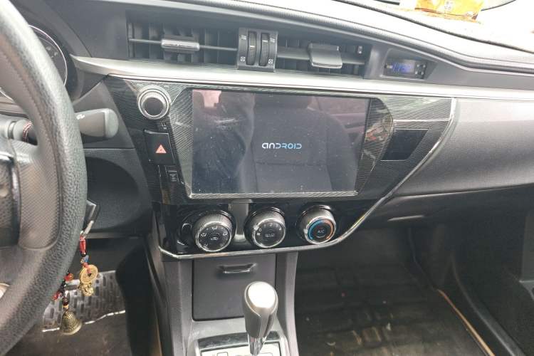 Used Toyota Corolla 2017 1.2T CVT GL Audio And AC Panel