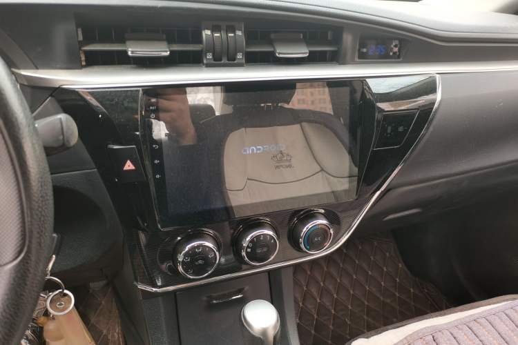 Used Toyota Corolla 2017 1.2T CVT GL-i Audio And AC Panel