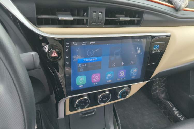 Used Toyota Corolla 2017 Revised Version 1.2T S-CVT GL Audio And AC Panel