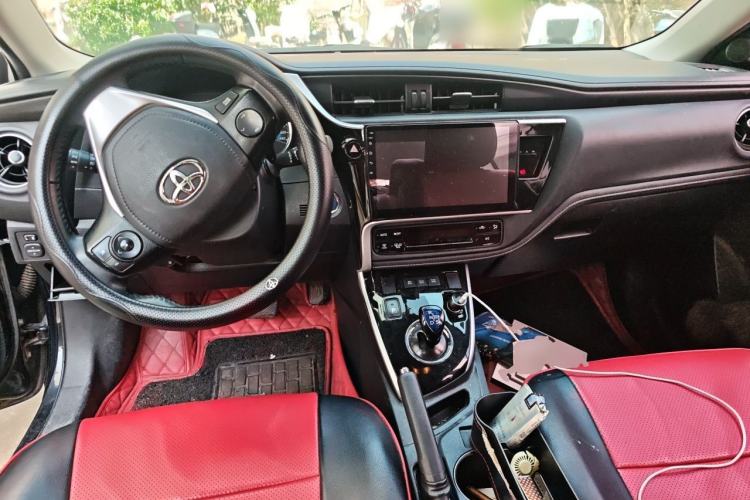Used Toyota Corolla 2017 Revised Dual-Engine 1.8L E-CVT Elite Edition Center Console