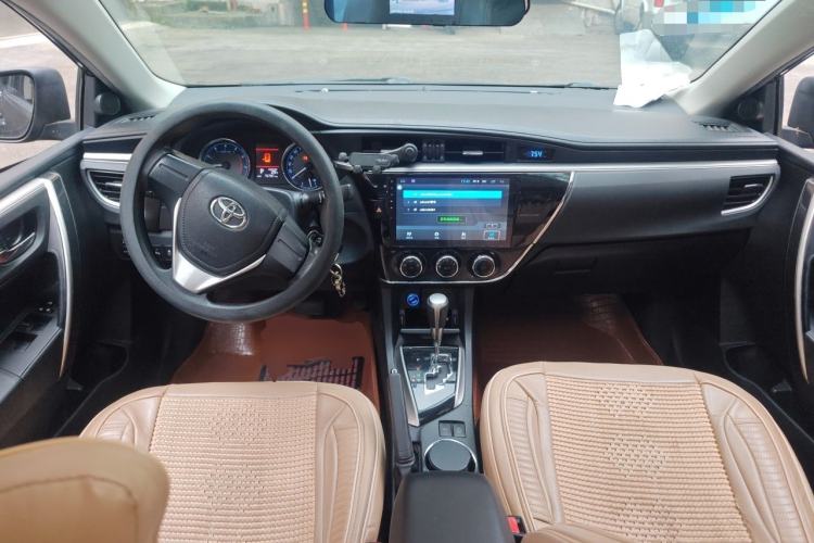 Used Toyota Corolla 2017 1.2T CVT GL-i Center Console