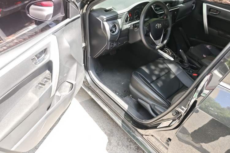 Used Toyota Corolla 2017 Revised Version 1.2T S-CVT GL-i Driver Seat