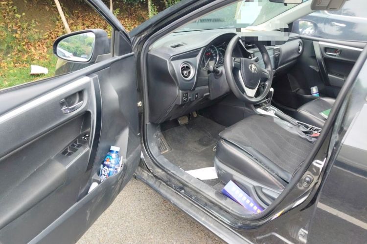 Used Toyota Corolla 2017 Revised Version 1.2T S-CVT GL Driver Seat