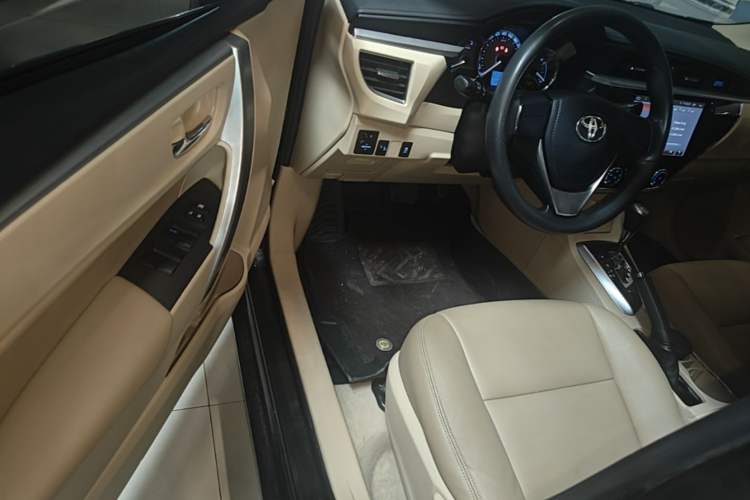 Used Toyota Corolla 2017 1.2T CVT GL Driver Seat